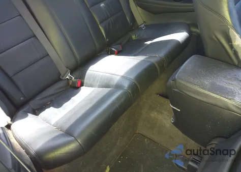 2010 Honda Accord 3.5 Ex-L z USA, uszkodzony, nr VIN 1HGCS2B81AA000284